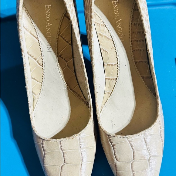 Enzo Angelino Pumps - Picture 4 of 5